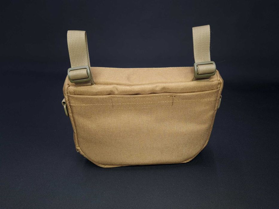 Сумка-напашник.
Додатково - кишеня для балістичного пакета 24х16см.