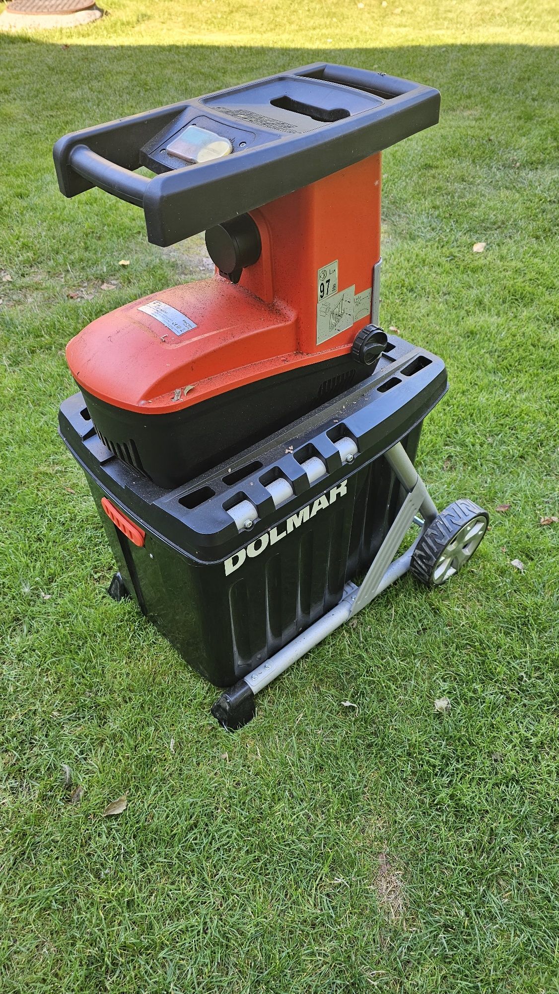 Rozdrabniacz elektryczny rębak do gałęzi DOLMAR FH-2500