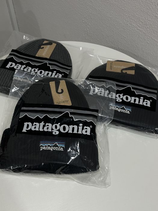 Шапка Patagonia.