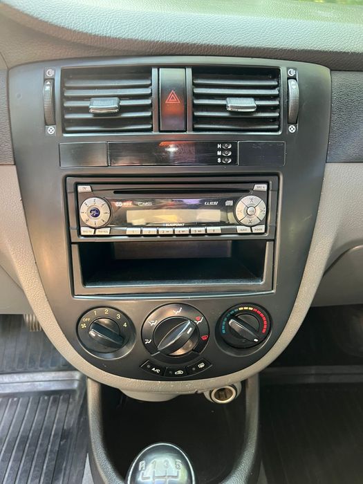 Автомобіль Chevrolet Lacetti 2008