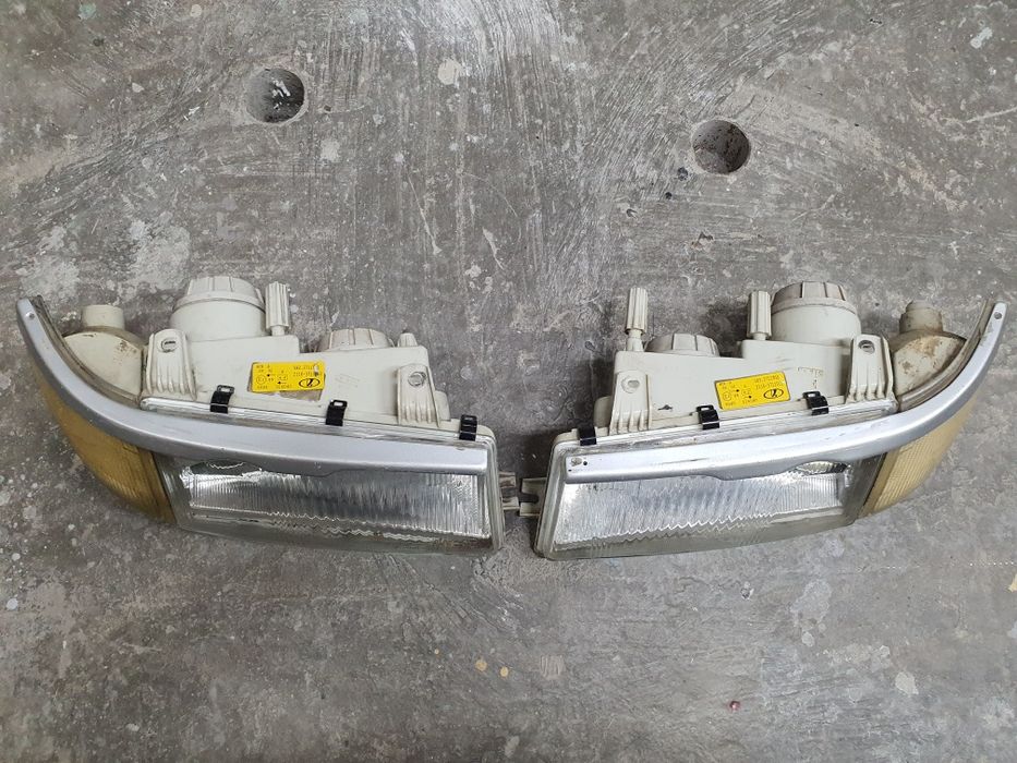 Фара права ліва ваз фари 2110 2111 2112 з поворотниками оригінал