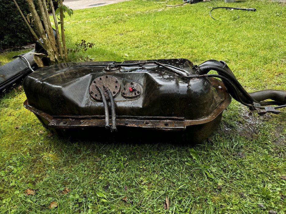 Bak paliwowy Mitusbishi Pajero 2 2.5TD