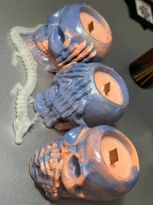 Свічки не чую, не бачу, не скажу