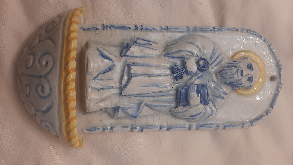 Peça de porcelana antiga