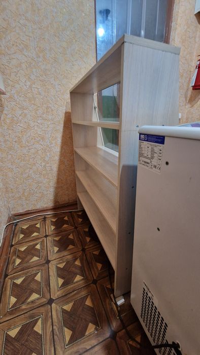 Торговельна полиця, самовивіз