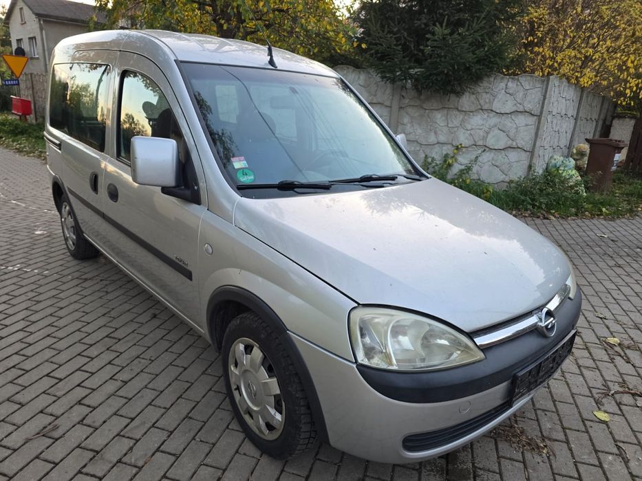 Opel combo Tour 2002 1.6 klima!!!