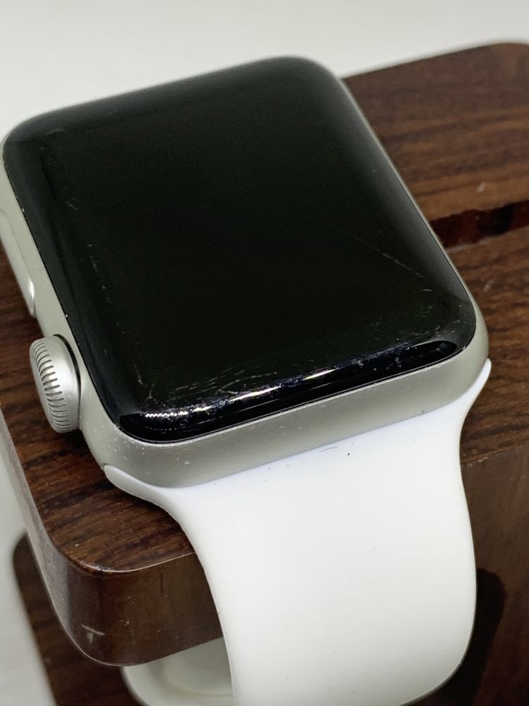 Оригінальні  Apple Watch series 3 38 silver