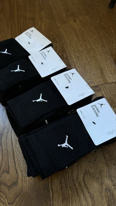 Оригінал ! Шкарпетки Jordan високі чорні