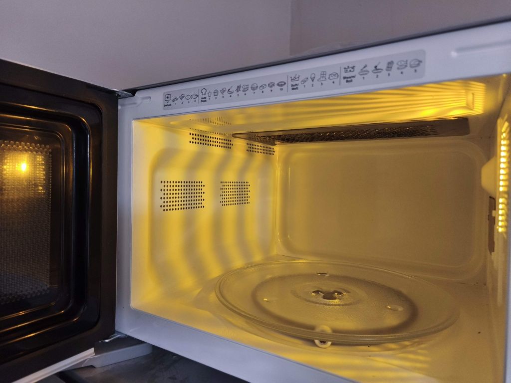Mikrofalówka Whirlpool mwp254sb