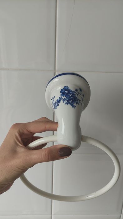 Louça de casa de banho