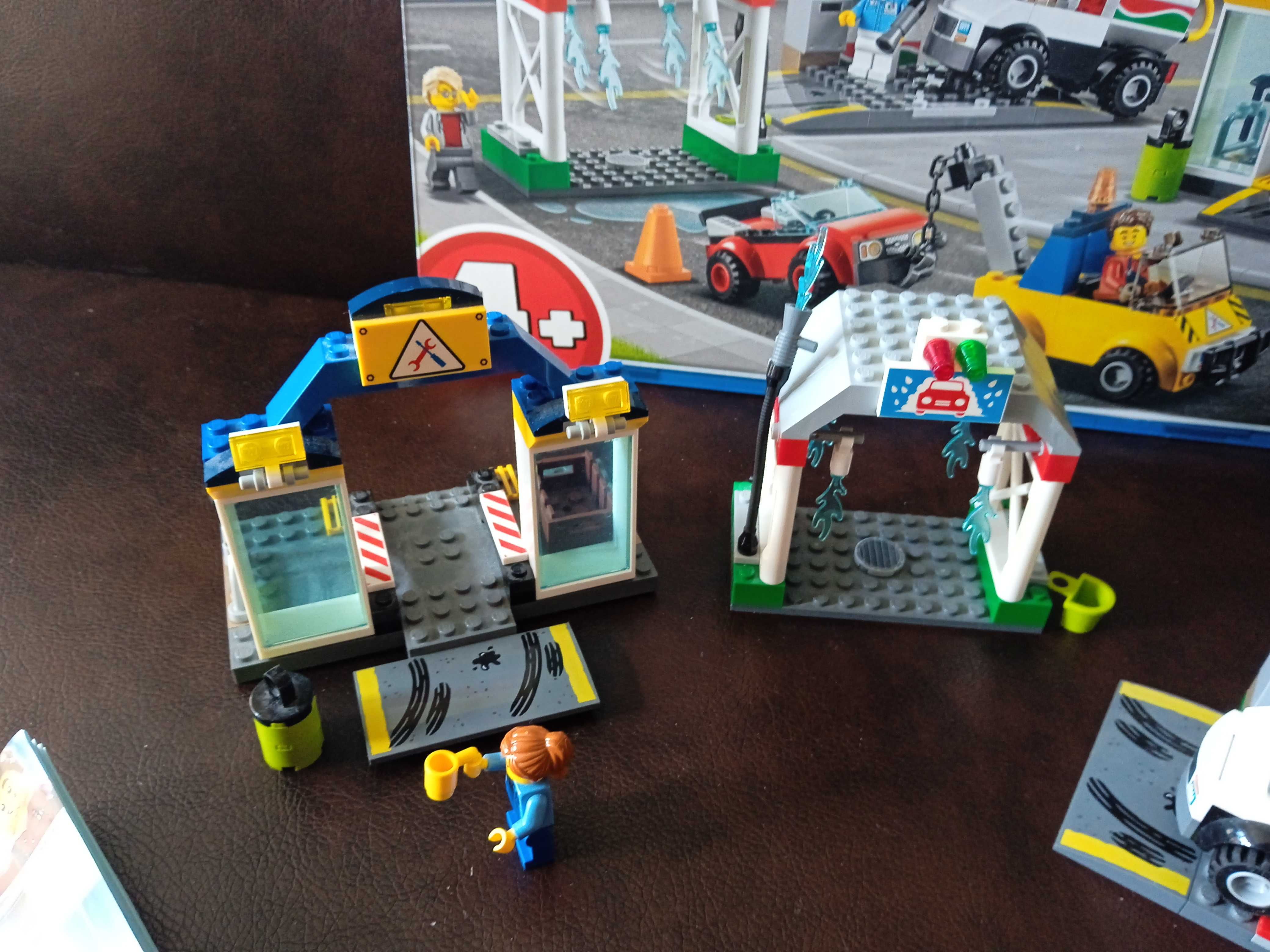 LEGO City Гаражний центр (60232)
