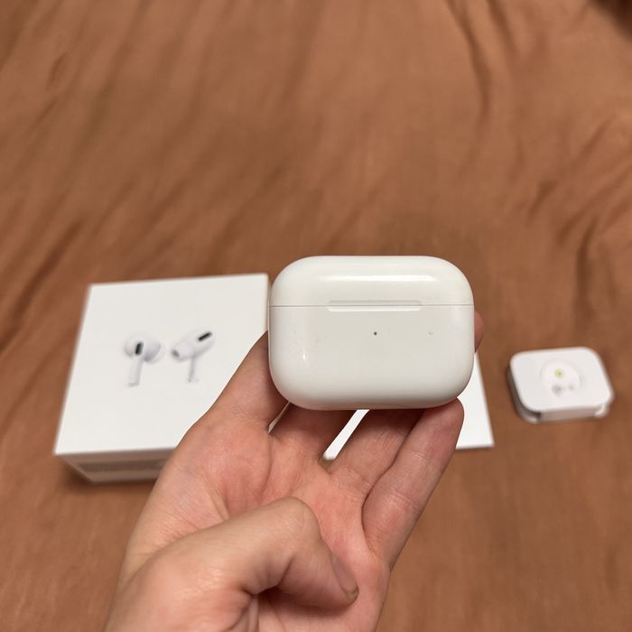 AirPods Pro 1st Generation (оригінал)
