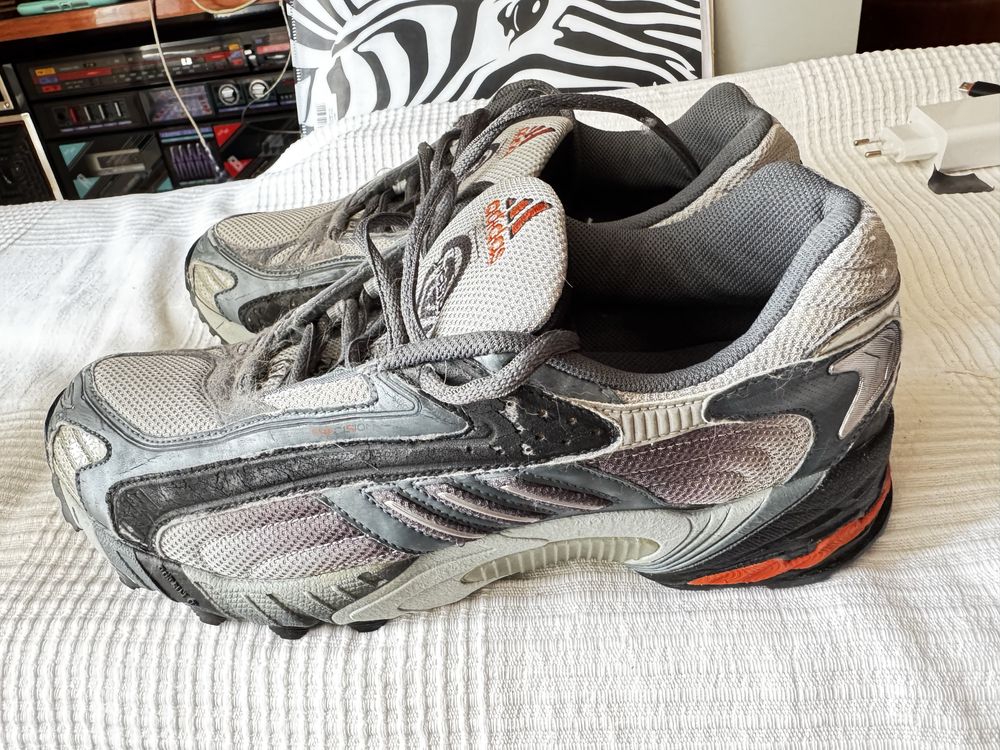 Кроссівки трекінгові чоловічі Adidas incision 43 розмір
