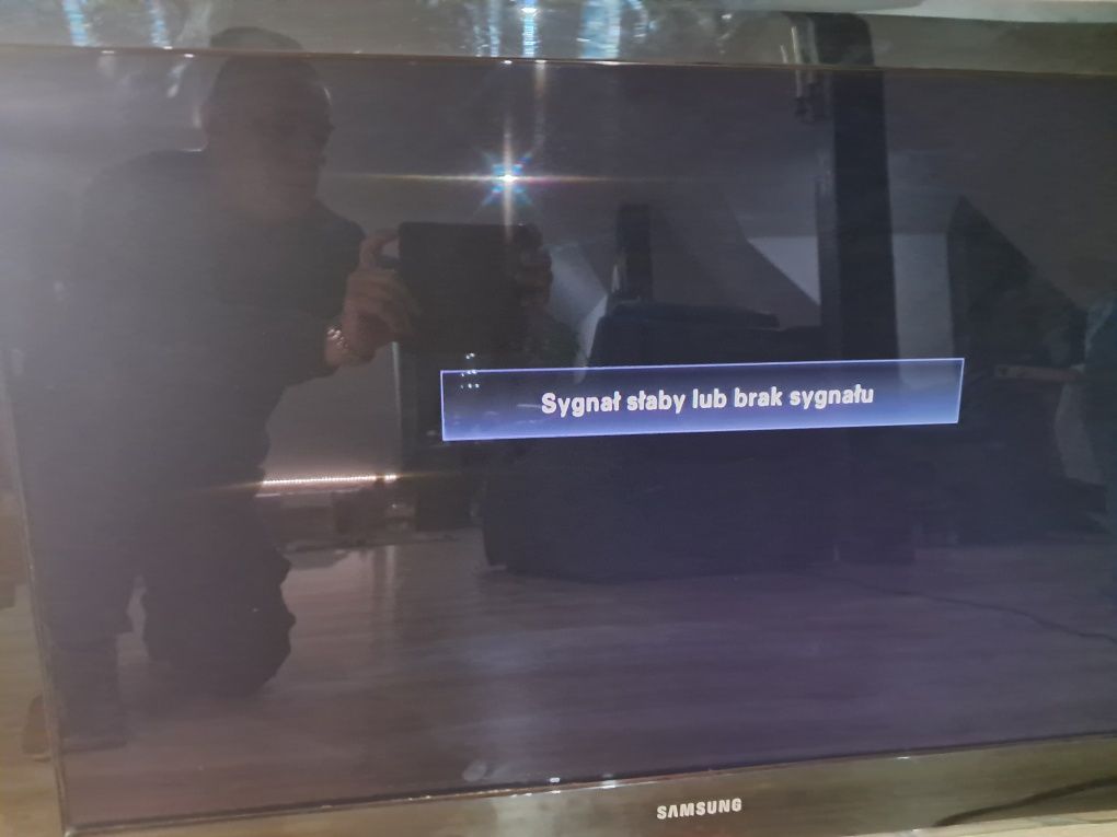 Sprzedam TV Samsung UE40D70008