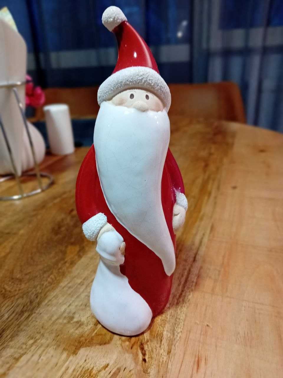 Фарфоровая фигурка Дед  Мороз