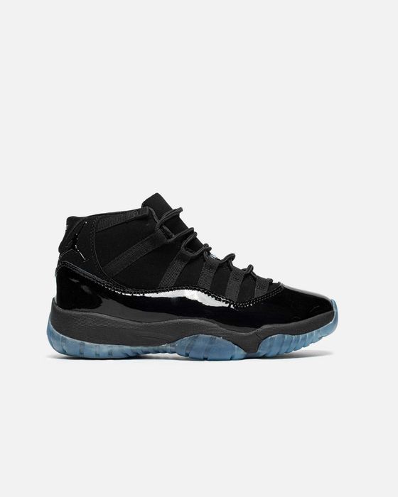 Кросівки Nike Air Jordan 11 Retro Cap and Gown premium