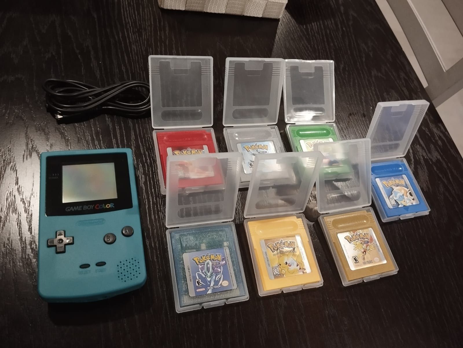 Pack Gameboy color azul com 7 jogos Pokémon e cabo link