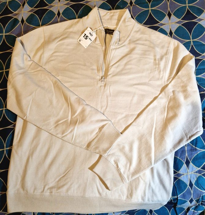 Camisola desportiva xxl 3xl novas
Nova por estrear
Peço reduzido
Envio