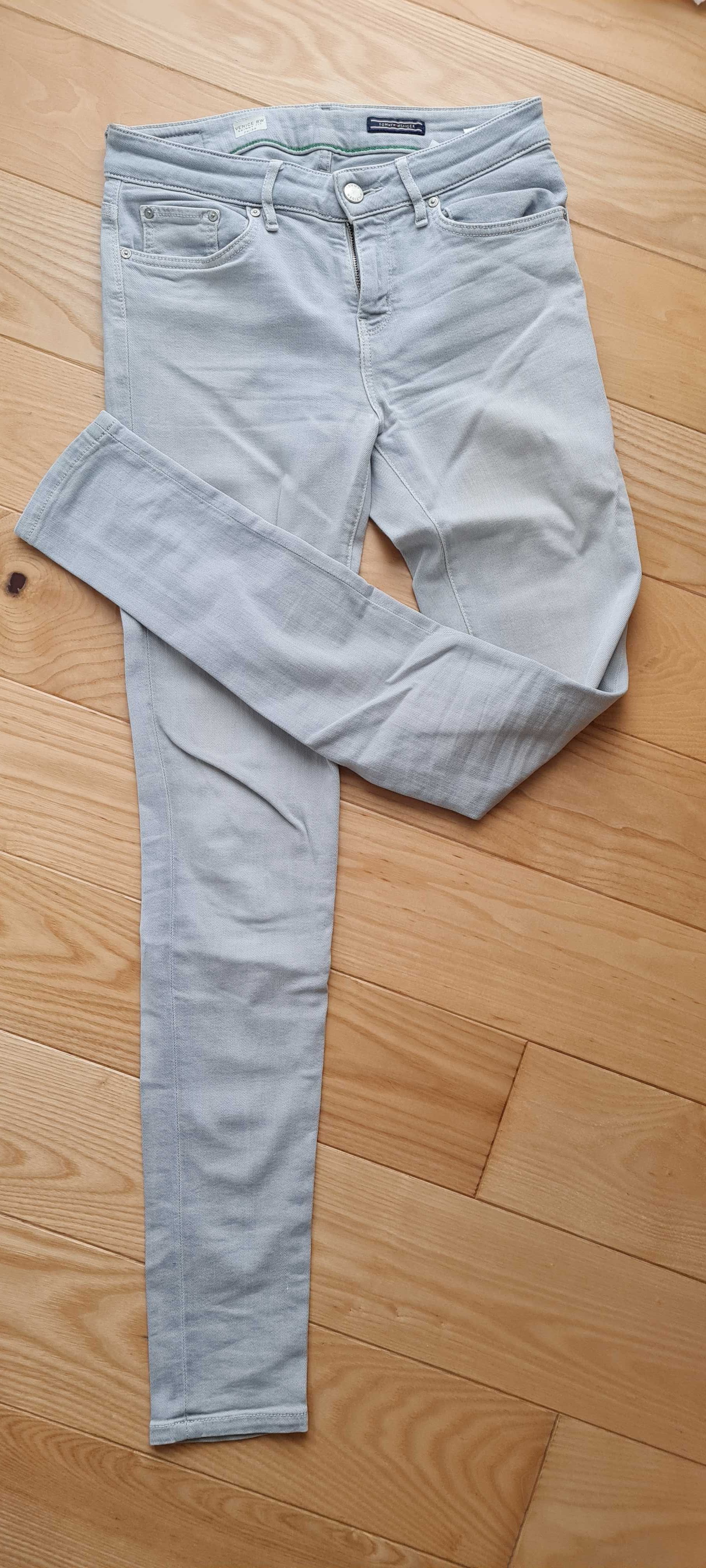 Spodnie jeansy rurki szare Tommy Hilfiger 26/34