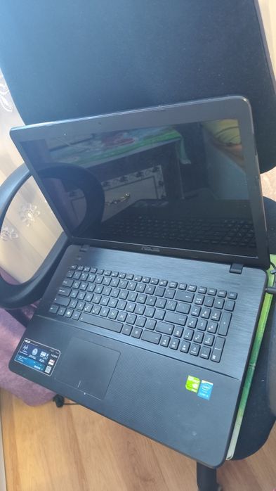 Ноутбук Asus X751L 17,3" SSD 480GB 8GB 2GB Для ігор, роботи, навчання