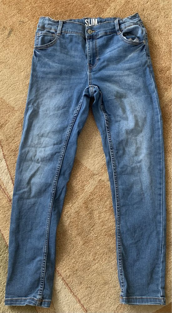 Spodnie dżinsowe 158