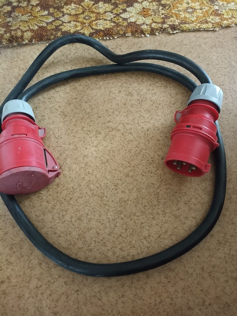 Подовжувач 380 W