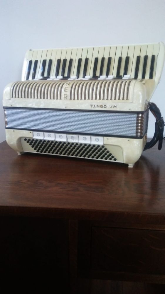 Akordeon Hohner Tango VM