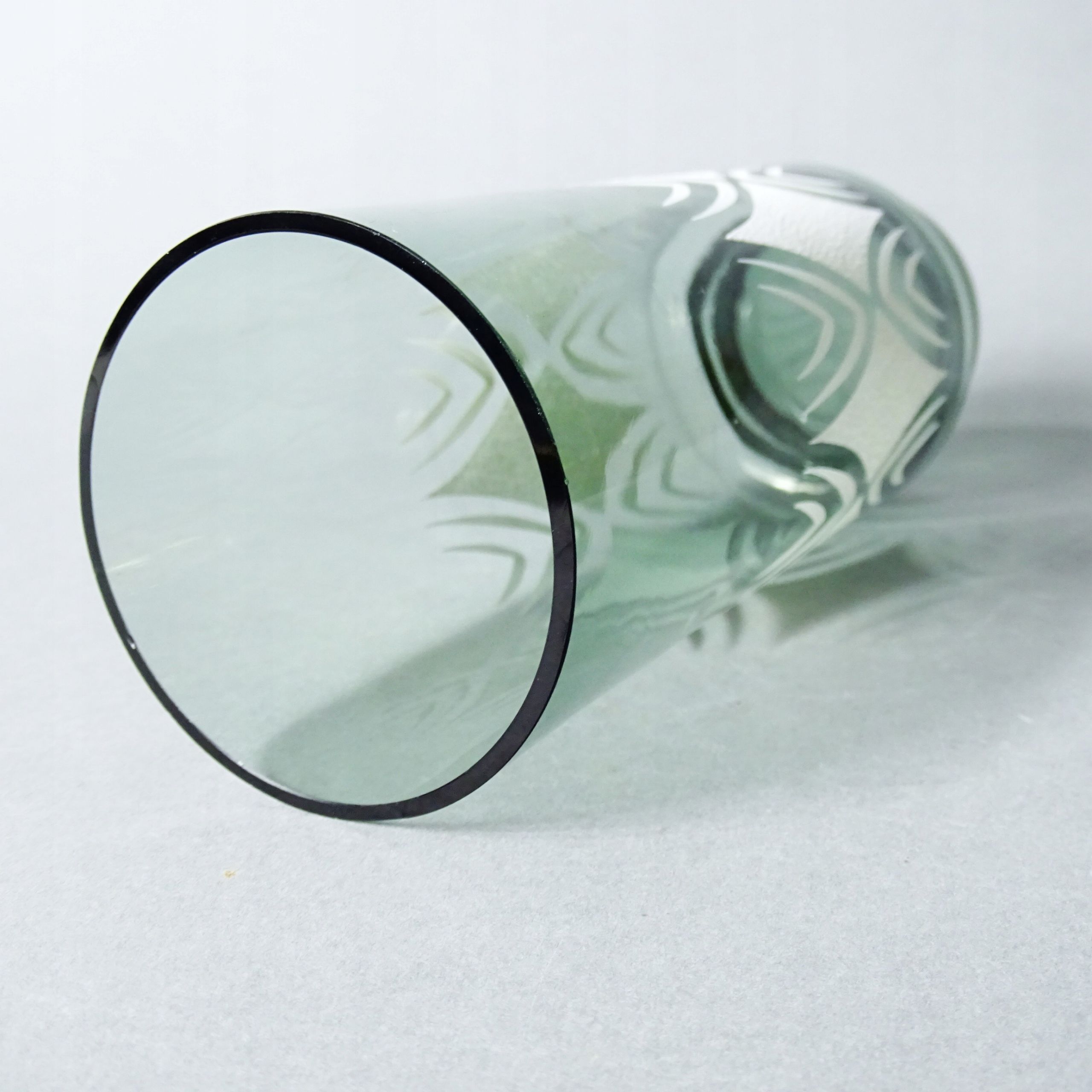 lata 60/70 piękny zielony szklany wazon