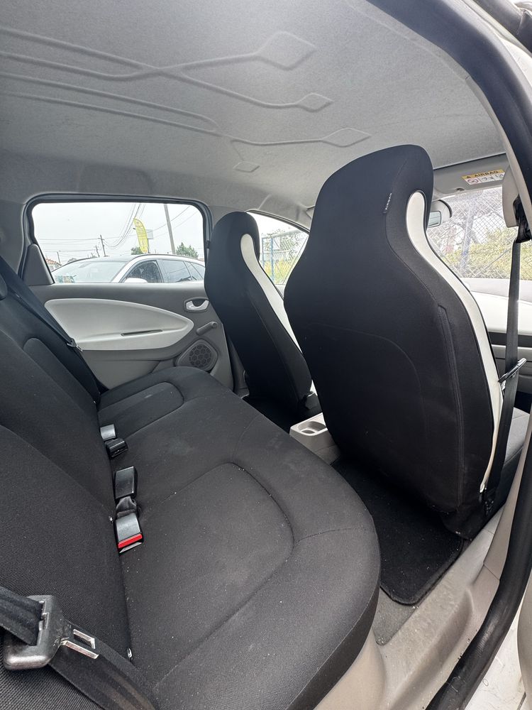 Renault Zoe – 2015 [eletrico)
