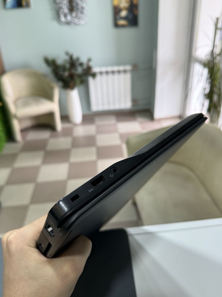 Ультрабук Dell Latitude E7450 / 14", Core i5, 256gb