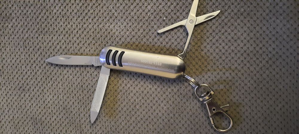 Mały scyzoryk Stainless