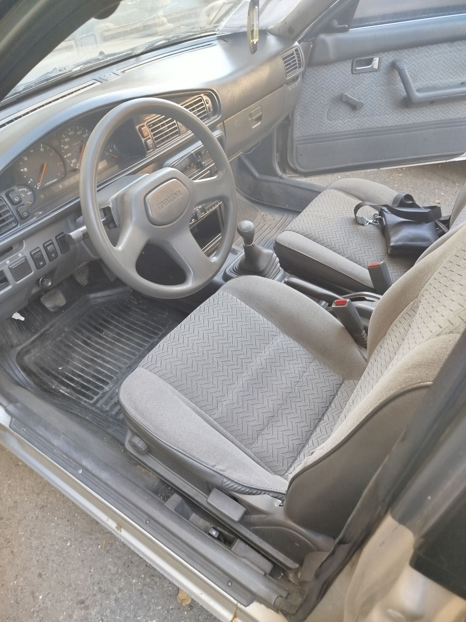 Mazda 626gd хечбэк