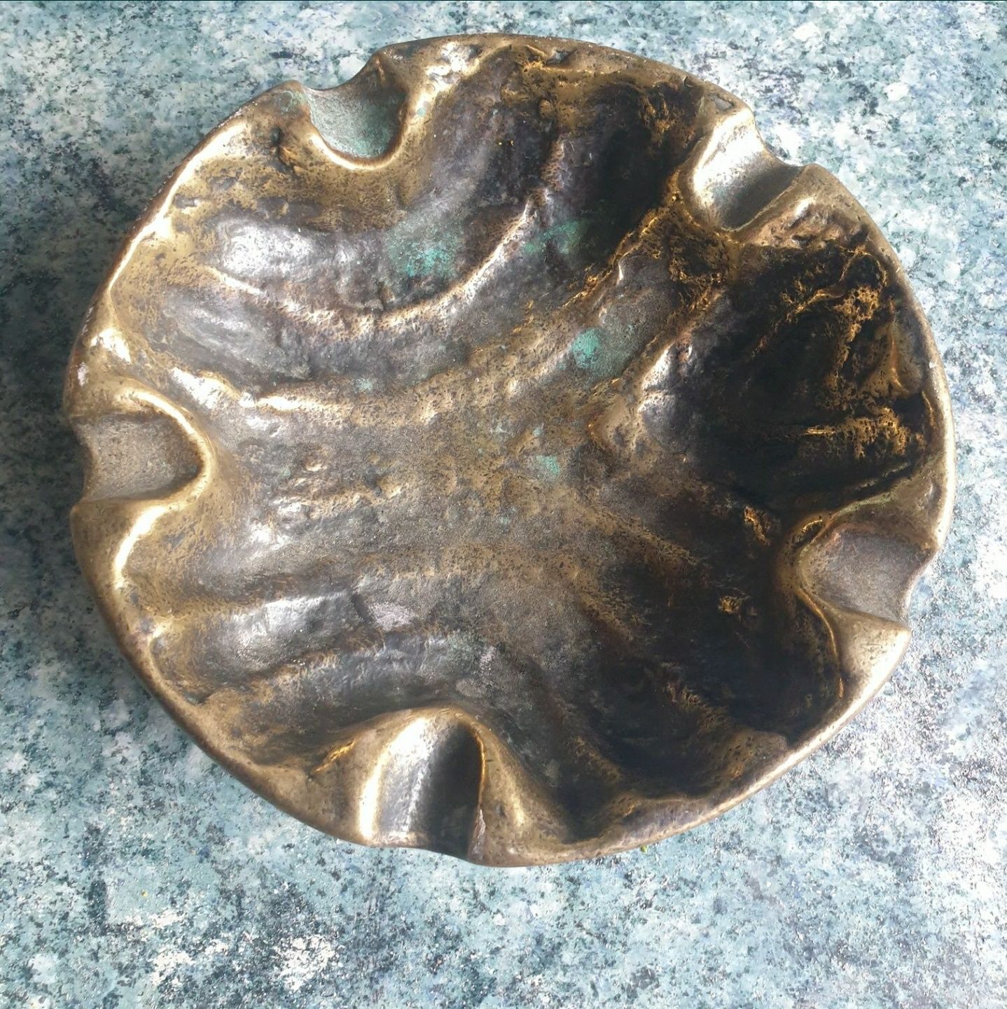 Brutalist Bronze Ashtray Ado Chale Brutalistischer Aschenbecher