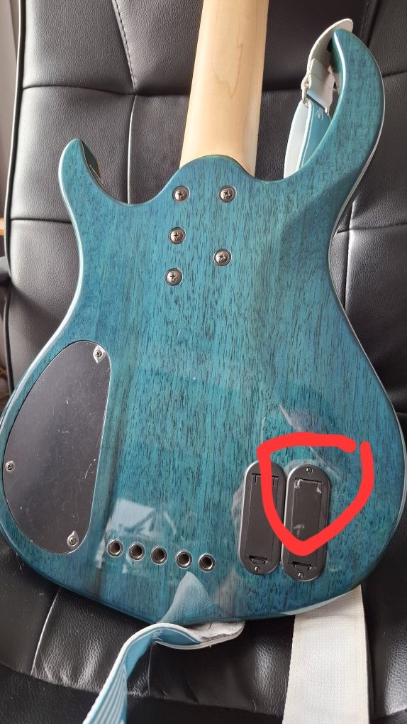 Gitara basowa Sire marcus miller m2 5 strunowa