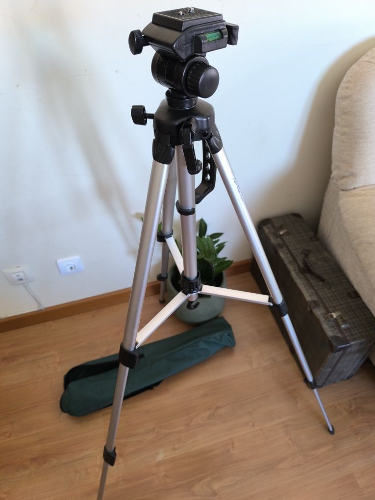Tripé  para máquina