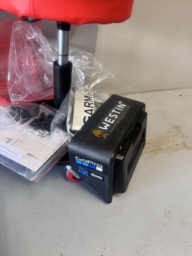 Echosonda Garmin Echomap UHD 92SV + przetwornik GT-56