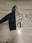 sprzedam bluzę w stylu Bape Shark