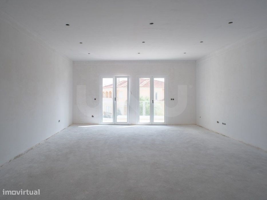 Apartamento T3 para venda em Asseiceira, Rio Maior.