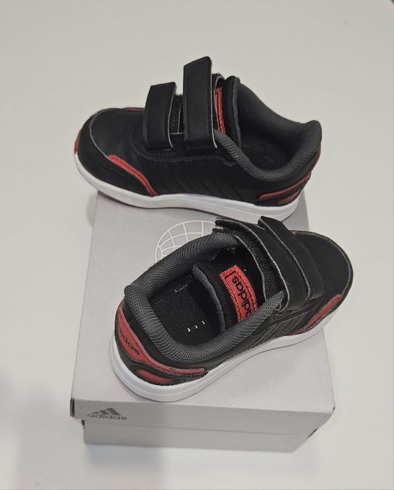 Buciki Adidas GW6607 VS SWITCH 3 CF Irozmiar 21