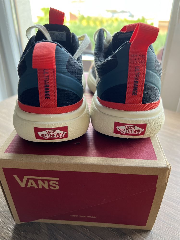 Buty skate VANS Ultrarange Exo EU34.5 CM21.5