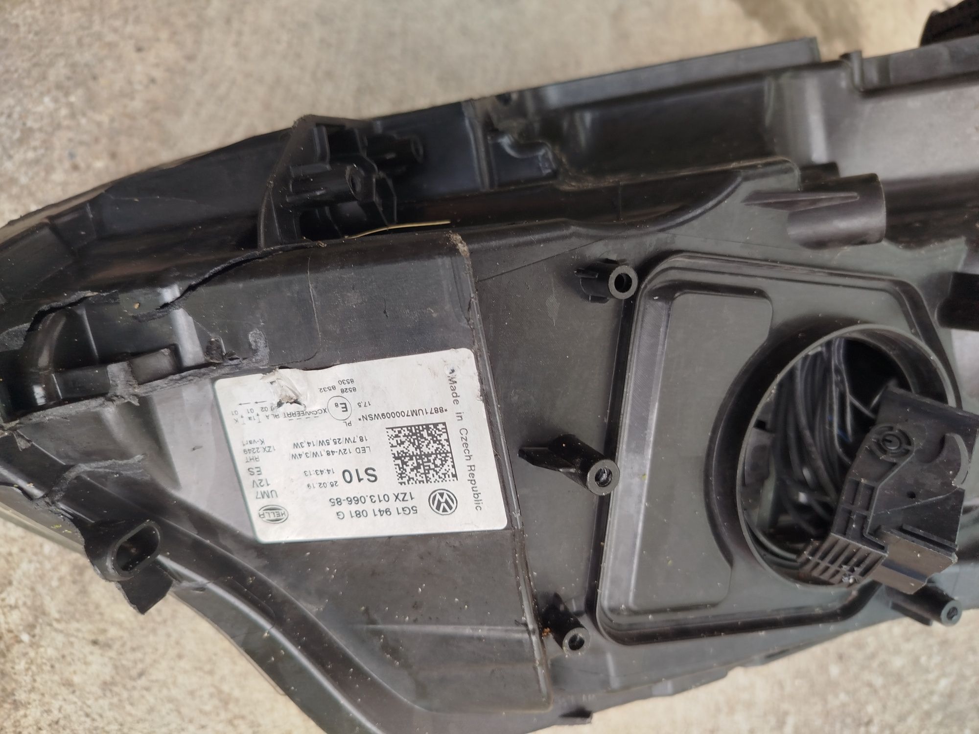 VW GOLF VII 7 FL Lift R-LINE Full Led Lampa Lewa Uszkodzona