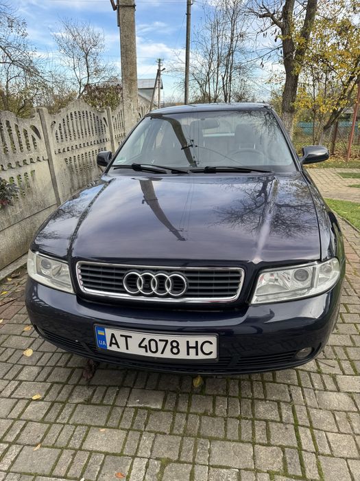 Audi a4c5 в продажі