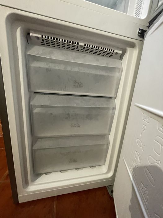 Hotpoint  Ariston como novo