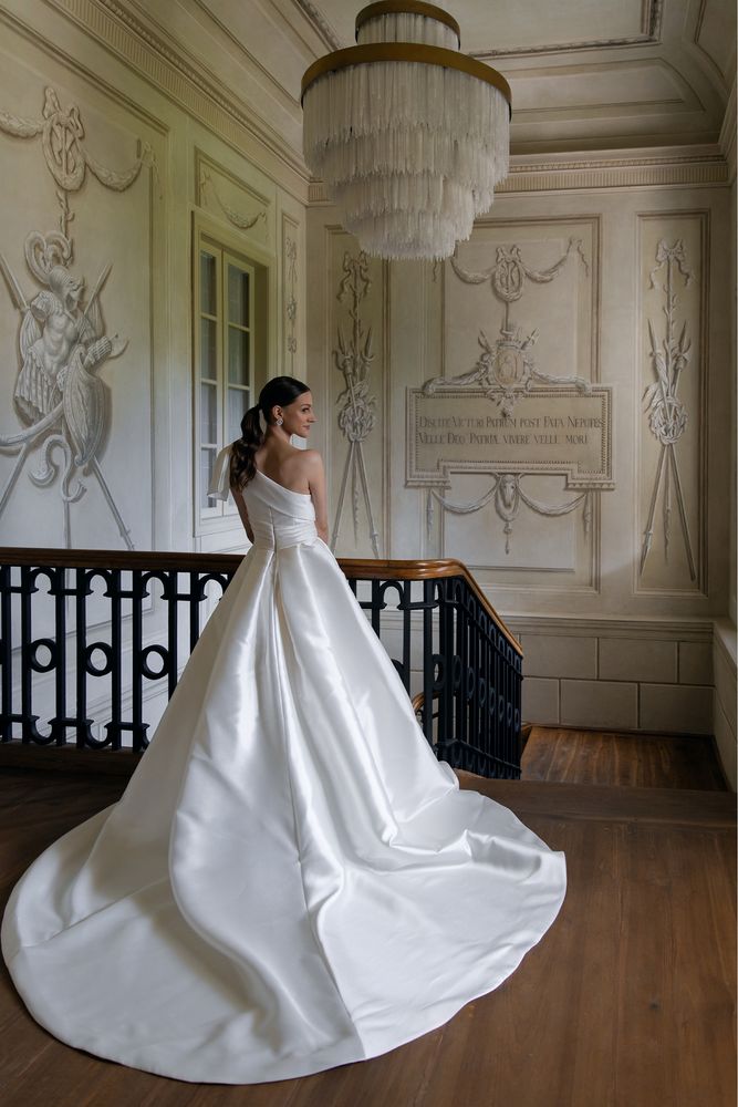 Suknia ślubna PRONOVIAS nicosia XS S