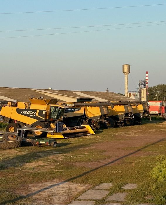 Комбайн CAT Lexion 580R продаю