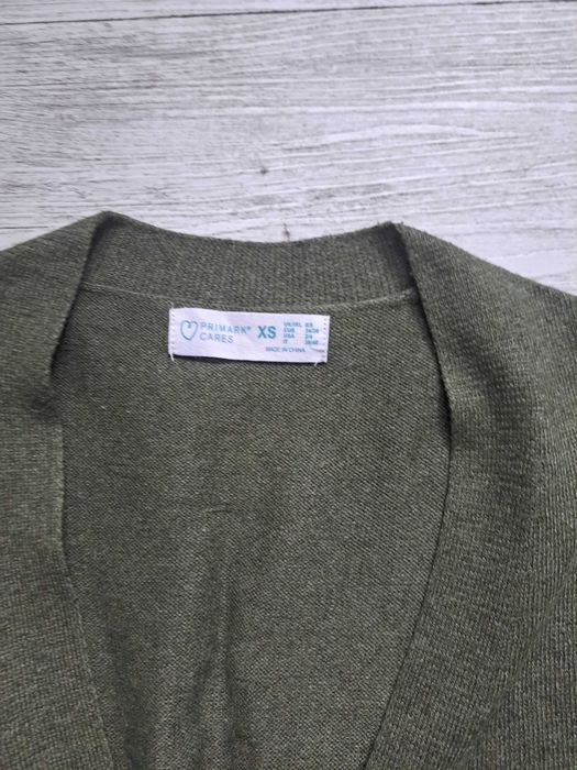 Sweter Primark Cares