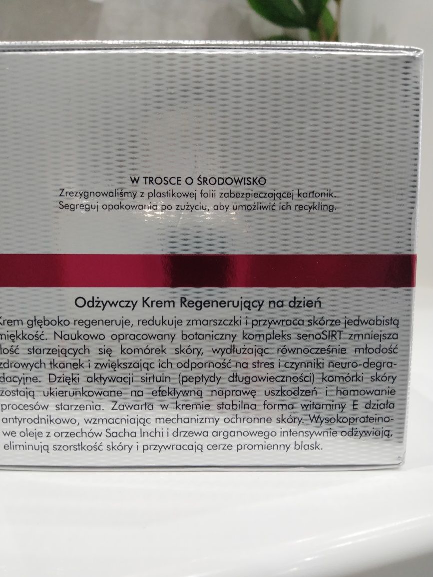 Odżywczy krem do twarzy regenerujący o dr Ireny Eris 50 ml