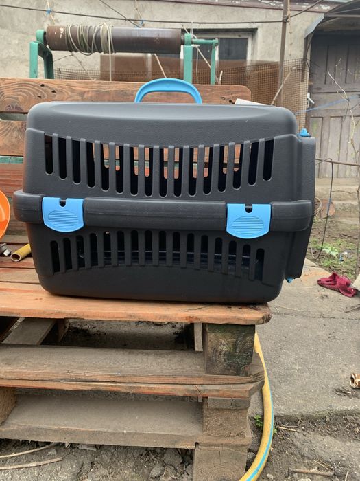 Кошачя переноска