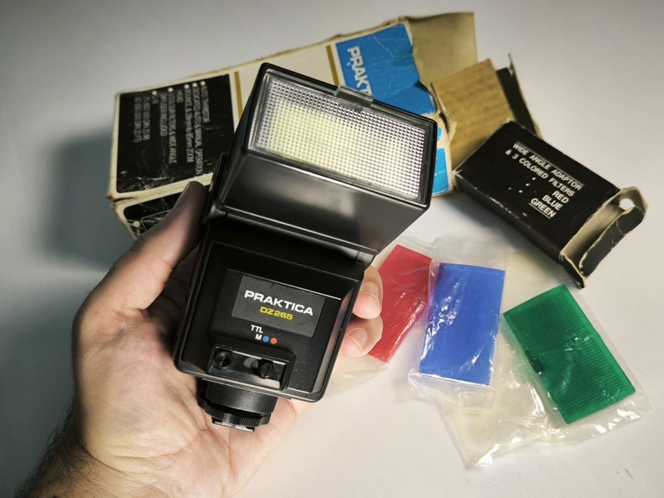 Kit - Nikon D3200 + Nikkor 40mm 2.8 + Flash Praktica dz265