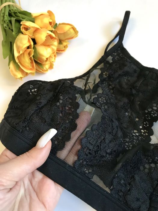 Бра/Топ Чорний Victoria Secret. Мереживо. Оригінал. М розмір. 80 С